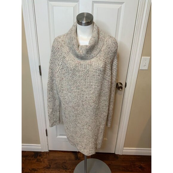 Free People White Waffle Knit Oversized Turtleneck Sweater, Size L - Picture 1 of 5
